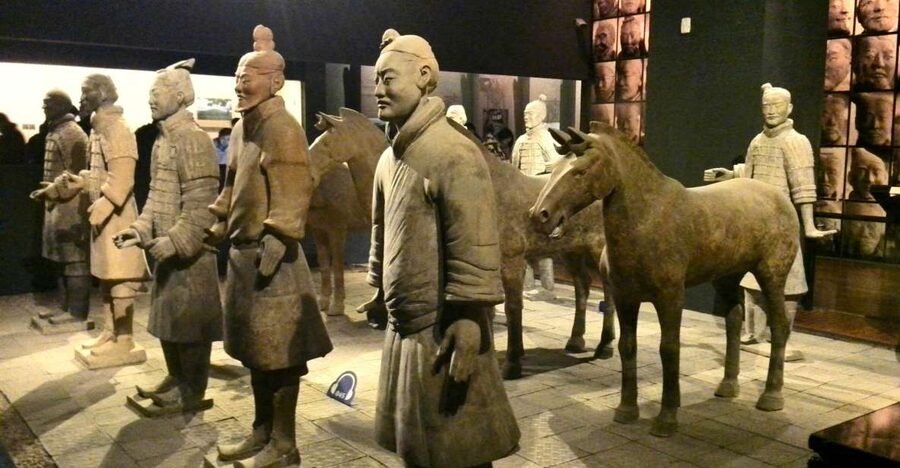 1 Day Beijing to Xi'an Terracotta Warriors Tour by Air - The early flight from Beijing