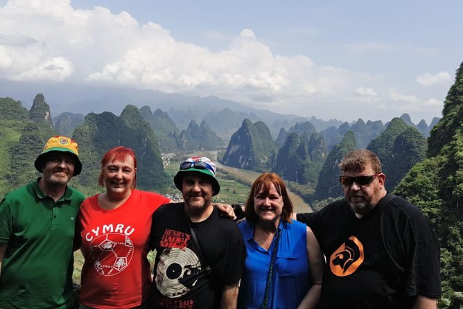 1-Day Guilin Tour to Reed Flute Cave, Xianggong Hill, Bamboo Boat and Night Show - The Xingping boat ride is short but scenic
