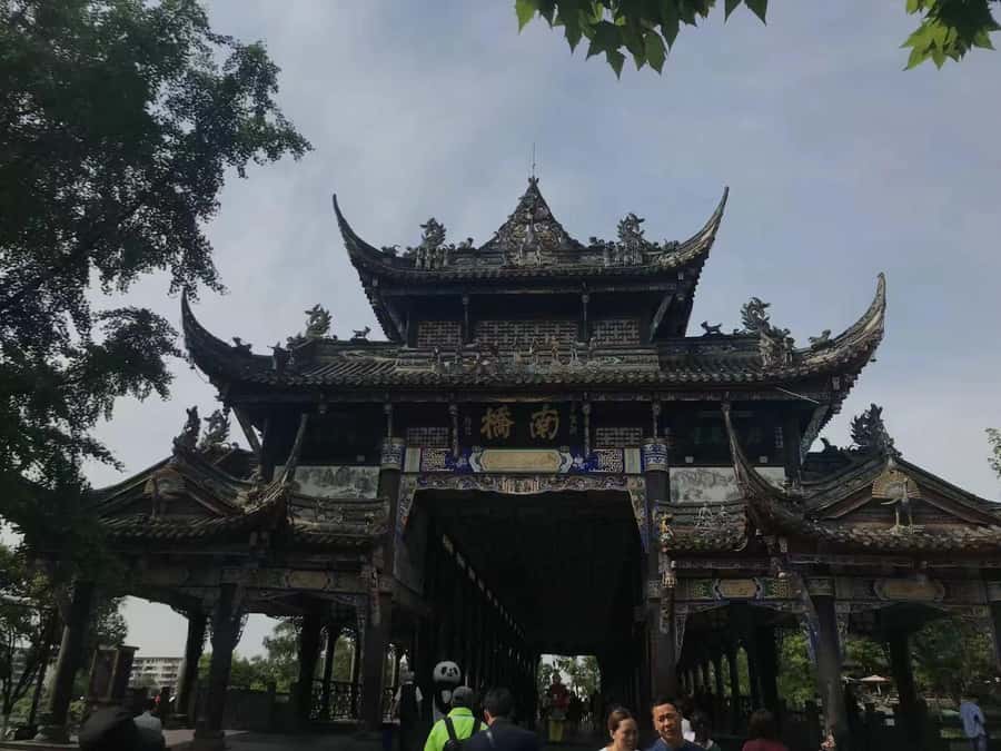 1-Day Mount Qingcheng and Dujiangyan Irrigation System Tour - What the $112 price includes