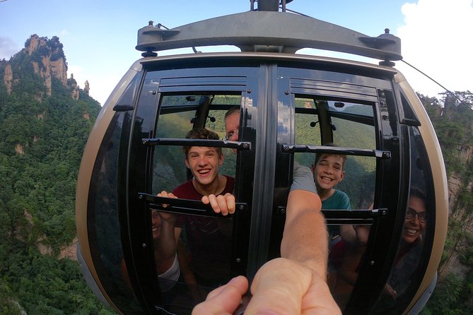 1-Day Private Tour to Zhangjiajie Forest Park & Avatar Mountain - Tianzi Mountain by cable car