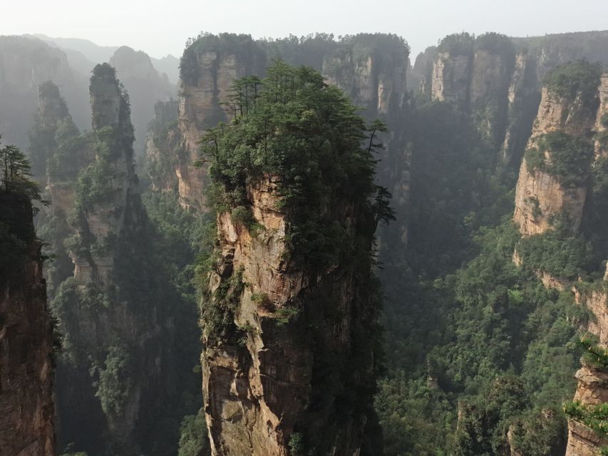 1-Day Private Tour to Zhangjiajie Highlights - The guide can make or break the value