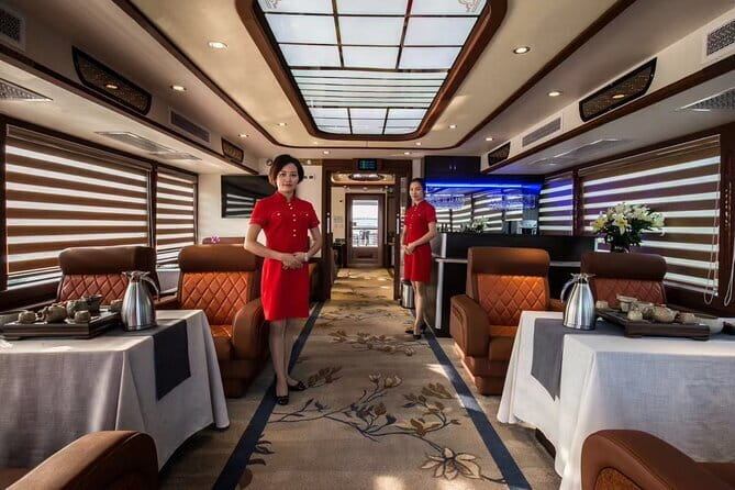 1-Day tour of Guilin-LiRiver cruise-Yangshuo Xianggong hill - Why the Li River cruise is the heart of the day