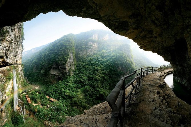 2-Day Mini Group to Avatar Mountain, Glass Bridge and Mt. Tianmen - Yuanjiajie, the Avatar peaks, and No. 1 Bridge under Heaven