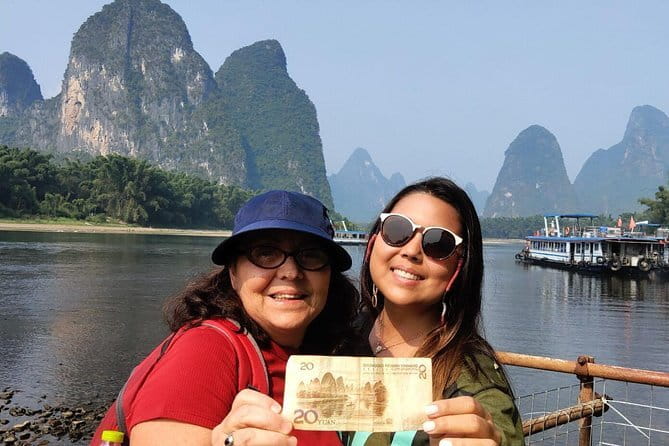 2 days highlights tours : Longji rice terraces & Li River cruise - What the private vehicle adds to day one