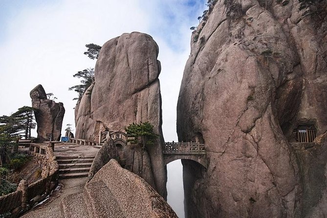 3-Day Yellow Mountains, Hongcun Village and Tunxi Ancient Street Private Tour - Should you book the three-day Yellow Mountain tour?