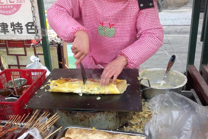 3-Hour Private Night Tour: Beijing Foodie Experience - Dongsi Hutong: Start With the Neighborhood