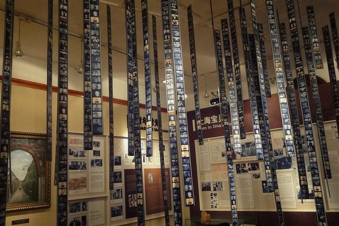 3-Hour Private Tour to Jewish Ghetto and Shanghai Bund - From refugee quarters to the Peace Hotel