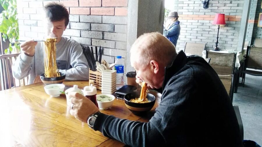 3-Hour Shanghai Street Food Tasting & Old Town Private Tour - What the customer praise tells you