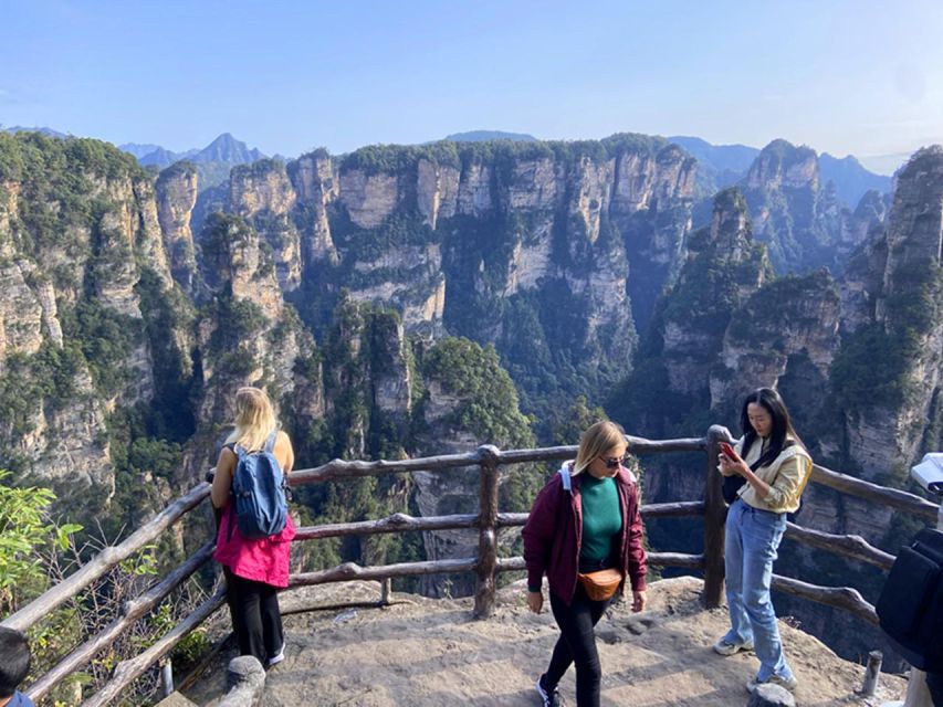 4-Day Highlights of Zhangjiajie With Sunrise Experience - The Walking, Weather, and Comfort Questions