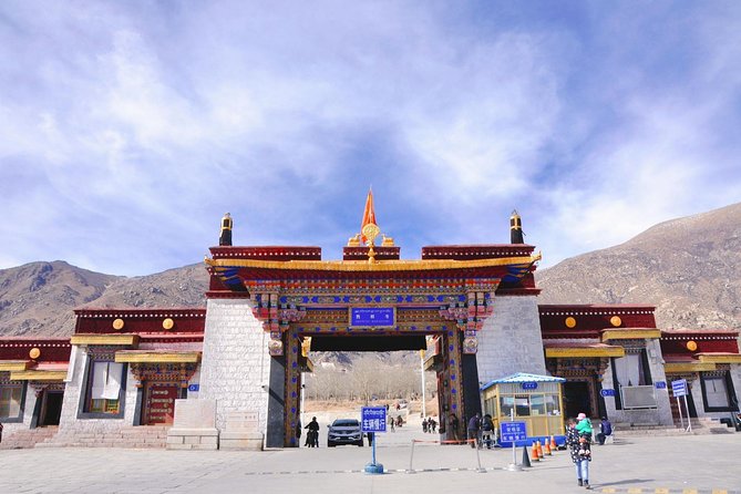 4 Days Lhasa Impression Small Group Tour - Jokhang Temple and the Barkhor circuit