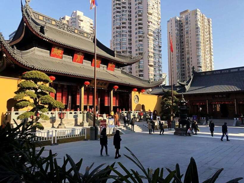 4-Hour Shanghai City Private Tour by German-Speaking Guide - German-language guiding and the private format