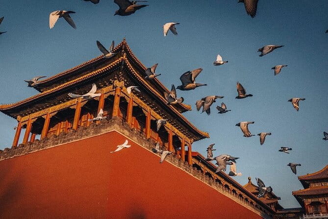 4-Hour Small Group Tour to Forbidden City with Entry Tickets - The imperial living quarters