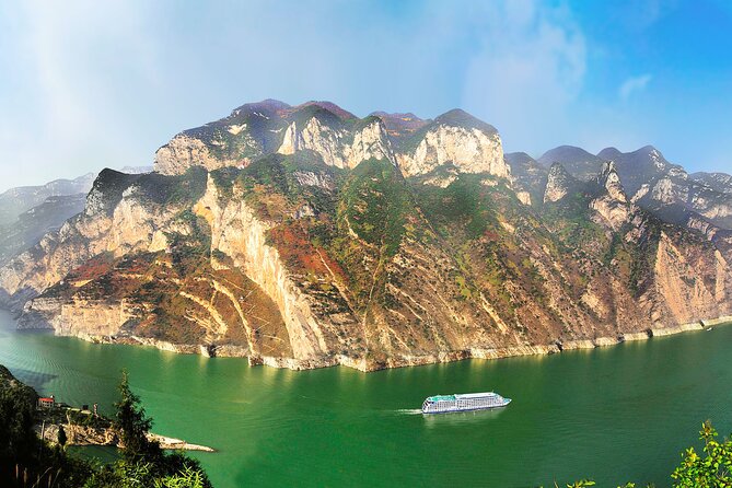 4D3N Yangtze River Cruise:Chongqing to Yichang by Victoria Cruise - What the Victoria ships and schedule mean for you