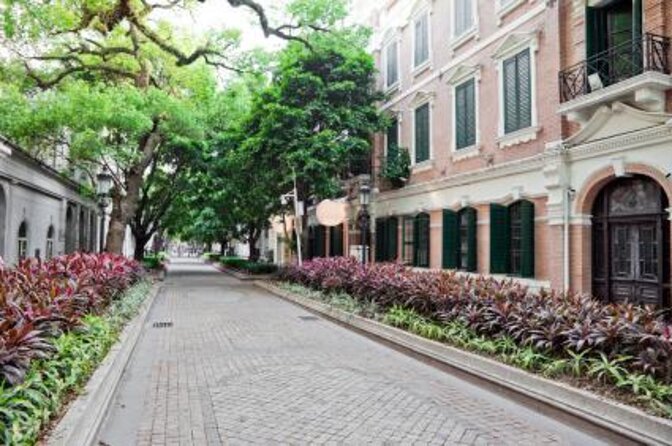 5-Hour Sai Kwan Walking Tour with Unique Food Tasting - What makes this five-hour walk worthwhile