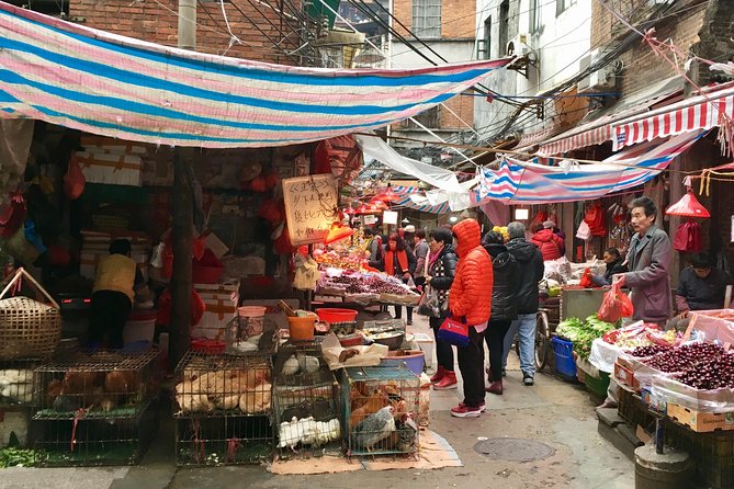 5-Hour Sai Kwan Walking Tour with Unique Food Tasting - A look inside the Qingping Medicine Market