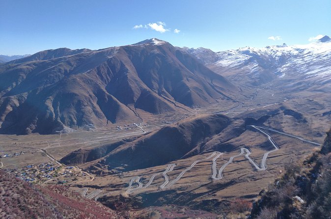 6 Days Central Tibet Culture Small Group Tour - Day 4: Yamdrok Lake, high passes, glacier views, and Gyantse