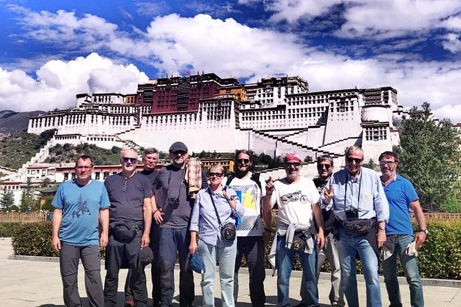 7 Days Lhasa to Kathmandu Overland Small Group Tibet Tour via EBC - Day 5: Tashilhunpo and the road to Everest