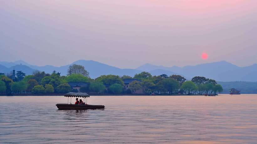 7 hours Hangzhou Tour Itinerary - Is $219 per person good value?