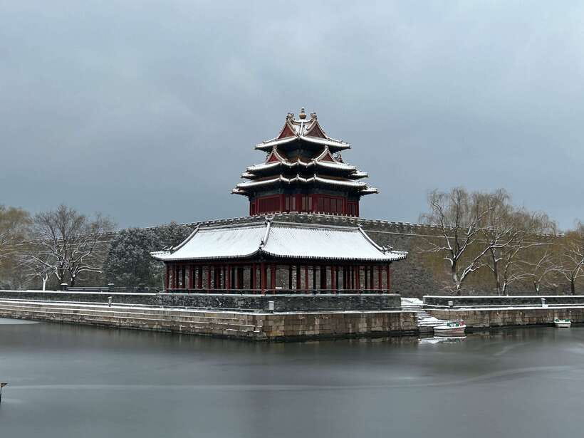 A Beijing Tour of Essentials Along the Central Axis - Tiananmen Square and the official face of China