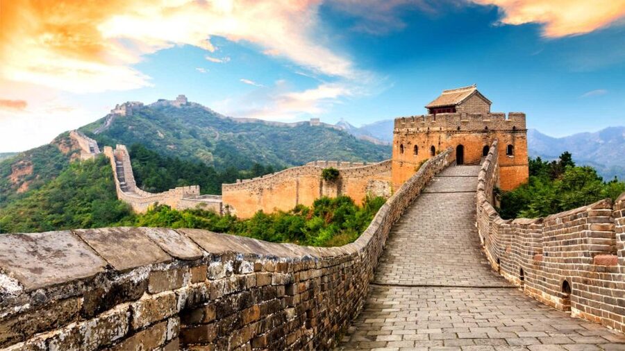 All-Inclusive Private Tour:Mutianyu&Huanghuacheng Great Wall - Huanghuacheng and the wall beside the water