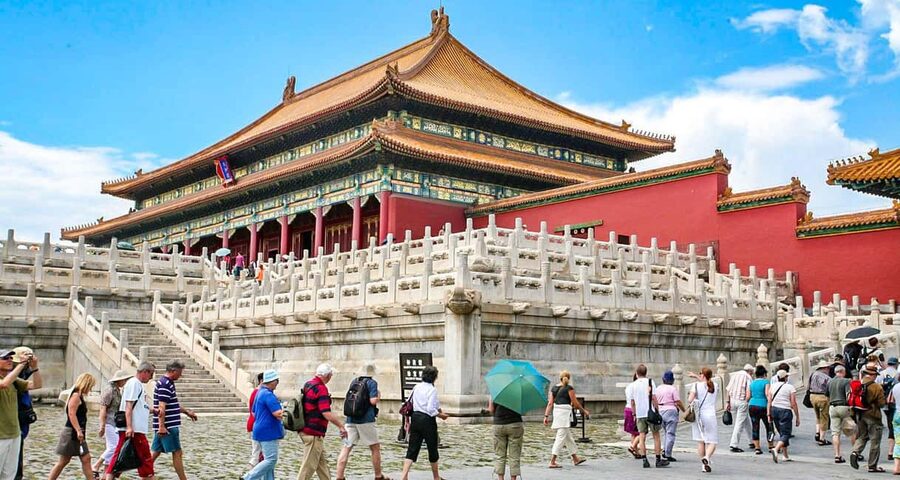 All-Inclusive Tour: Tiananmen Sq, Forbidden City, Great Wall - Buffet lunch before the wall