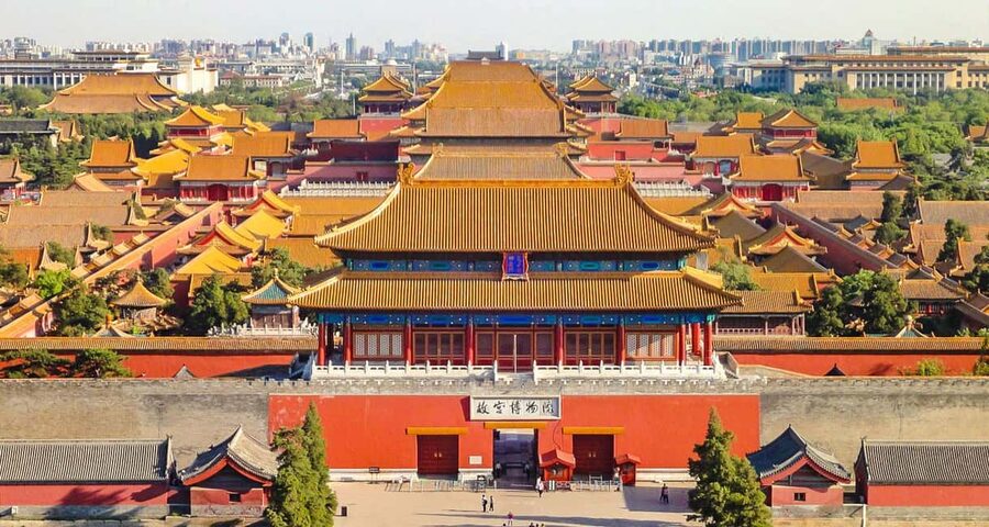 All-Inclusive Tour: Tiananmen Sq, Forbidden City, Great Wall - Guides who shape the experience
