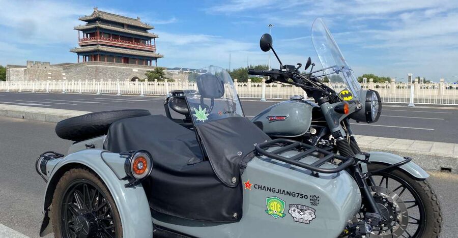 Beijing: 4 hours Discover City by Sidecar - Riding through hutongs and local living areas
