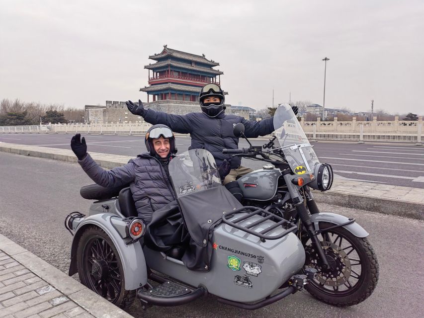 Beijing: 4 hours Discover City by Sidecar - From your hotel to the Drum and Bell Towers