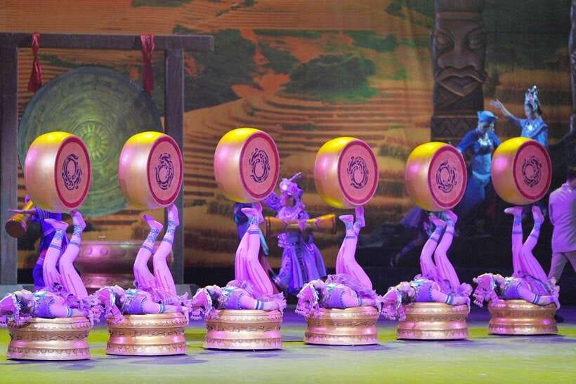 Beijing: Acrobatic Show Tickets Traditional & Modern Fusion - Why this one-hour Beijing show works so well