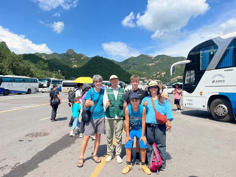 Beijing: Badaling Ancient Great Wall of China Day Trips - Picking the Right BusDa Option