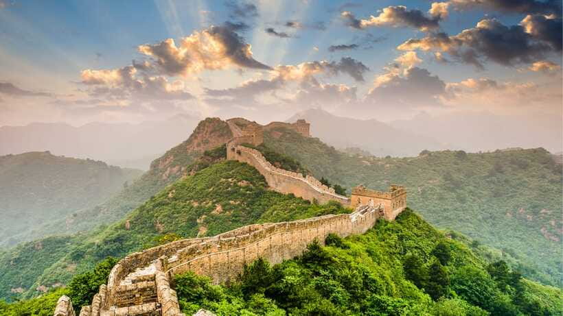 Beijing：Badaling Great Wall Tickets & Guided Tours - Night lights, performances, and cooler air