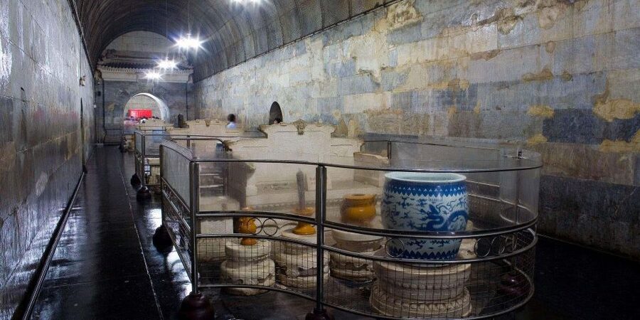 Beijing: Badaling Great Wall VIP Pass w/Optional Attractions - What your guide adds to the wall