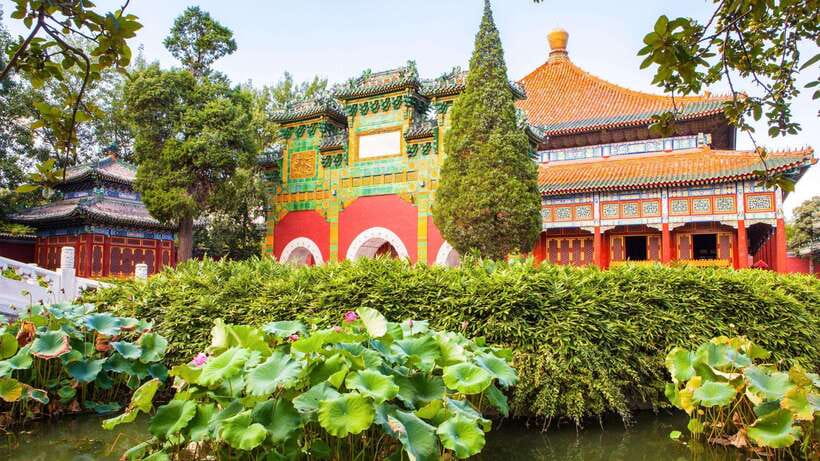 Beijing: Beihai Park Entry Ticket & English PDF Guidebook - Taking a Traditional Boat on the Lake