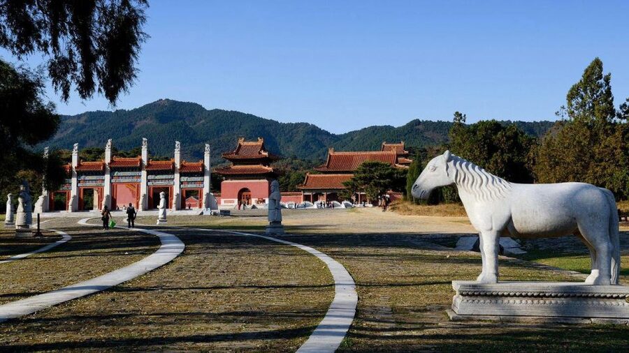Beijing:Eastern Qing Tomb/Huangyaguan Great Wall/Dule Temple - Key points to know before booking