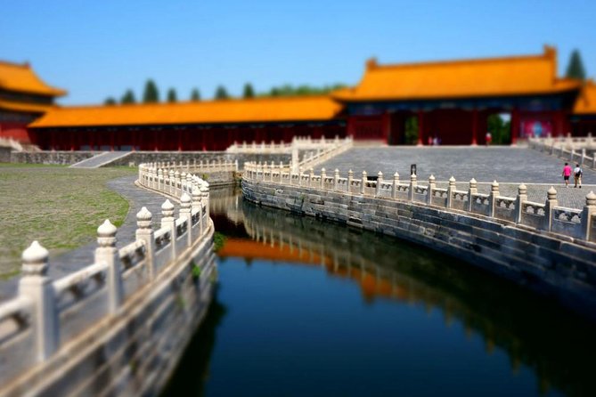 Beijing Essential Full-Day Tour including Great Wall at Badaling, Forbidden City and Tiananmen Square - Transport and pickup details matter