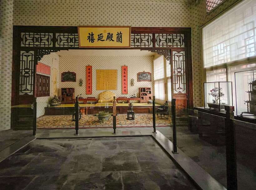 Beijing: Forbidden City and Tian’anmen Square Waking Tour - Group size, timing, and meeting points