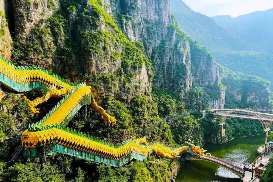 Beijing: Guyaju Cave Dwellings with Optional Visits - Choose Juyongguan for a quieter Great Wall visit