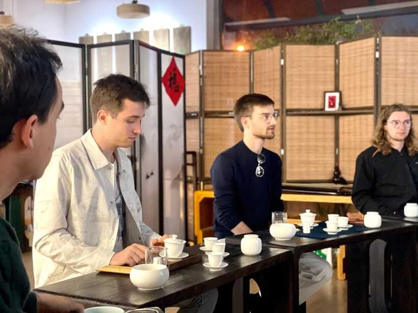 Beijing Hands-On Culture Tour: Tea, Instrument, Calligraphy - Getting there and fitting it into Beijing