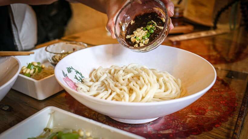 Beijing: Hidden Gems Guided Food Tour with Beer and Tastings - Why this Beijing food walk works so well