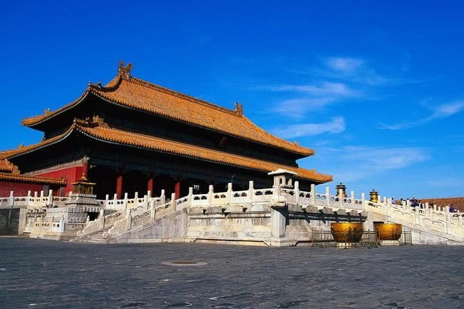 Beijing Historic City Guided Walking Tour + Calligraphy Creation - Yangmeizhu Byway and old streets with new ideas