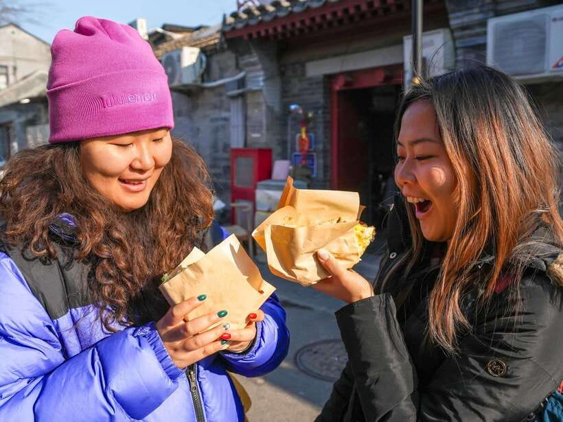 Beijing: Hutong Breakfast Food Tour - Meeting at Zhongguo Meishuguan Station