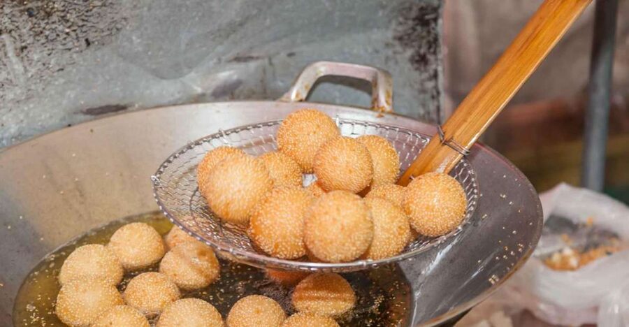 Beijing: Hutong Culinary Walking Tour with 15+ Tastings - Price, timing, and what the $76 buys