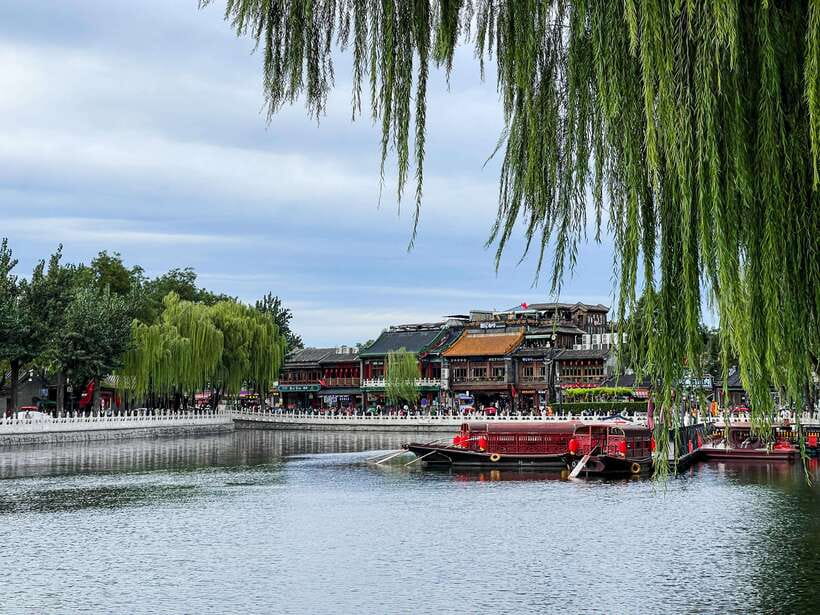 Beijing: Hutongs & Drum Tower City Walking Tour - Guides, pacing, and the human factor