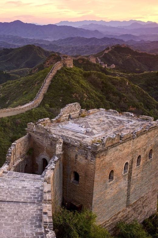 Beijing: Jinshanling and Simatai Wall&Gubei Watertown Tour - Simatai by cable car and lantern light