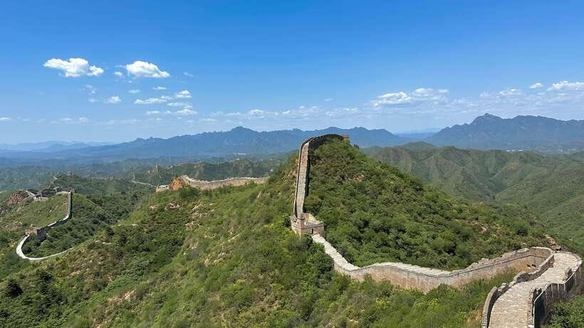 Beijing: Jinshanling Great Wall Private Tour with Options - A private car makes the early start easier