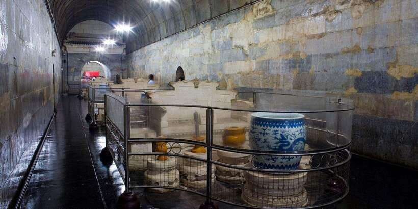 Beijing: Juyongguan Great Wall, Sacred Way & Ming Tombs Trip - The ride north and the three package choices