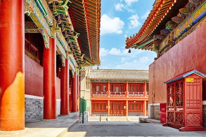 Beijing: Lama Temple Entry Ticket and Optional Guided Tour - Two very different ways to visit Yonghe Lama Temple