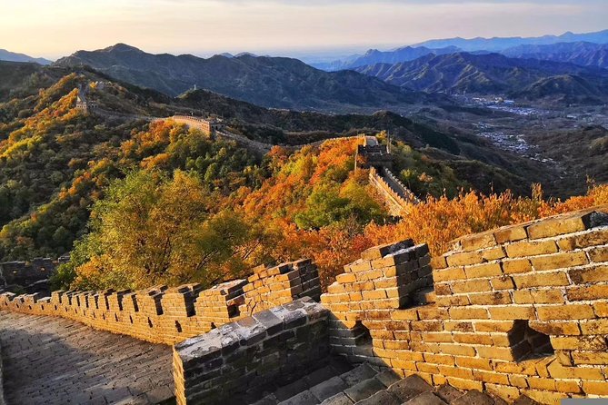 Beijing: Mutianyu Great Wall Daily Tour with Ticket & Lunch - Lunch after the climb