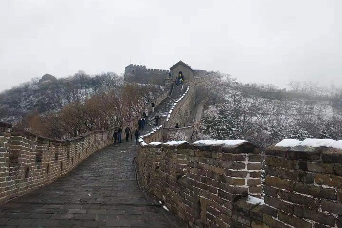 Beijing: Mutianyu Great Wall Private Layover Tour with Options - Lunch and the stop after the wall