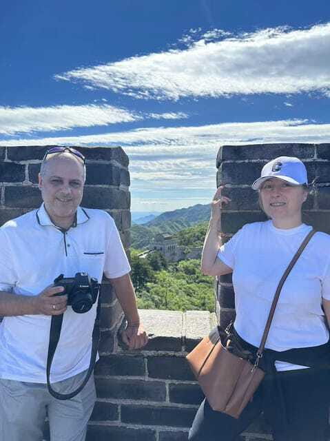 Beijing: Mutianyu Great Wall Private Tour w Language Option - The scheduled shopping stop
